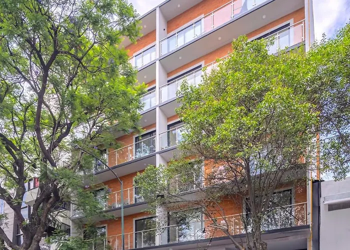 Apartment Upscale 2br 2ba, Ac, Balcony, Gym, Pool & Skydeck